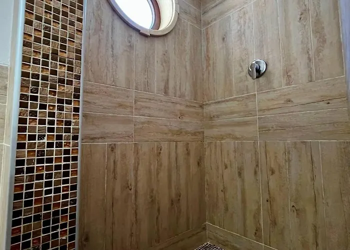 Via Neve-historical Centre 3*