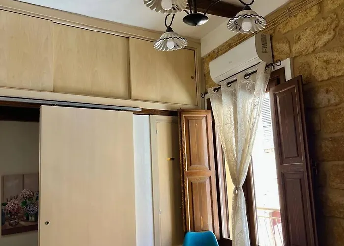 Via Neve-historical Centre 3*