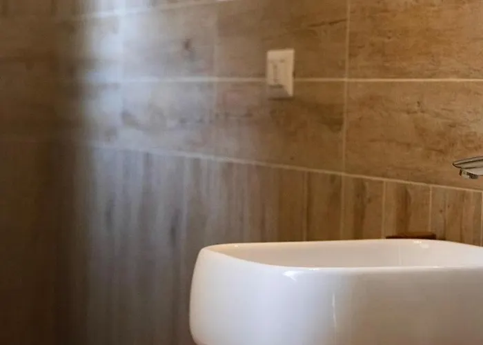 Via Neve-historical Centre Guest house