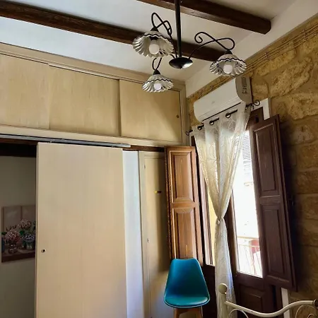 Via Neve-historical Centre 3*