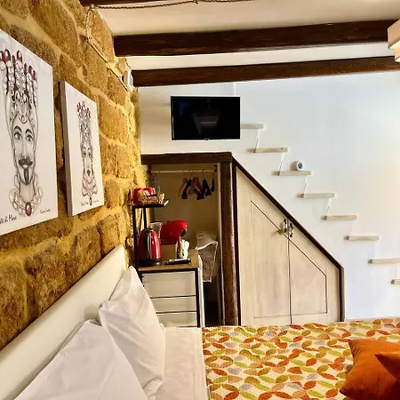 Via Neve-historical Centre