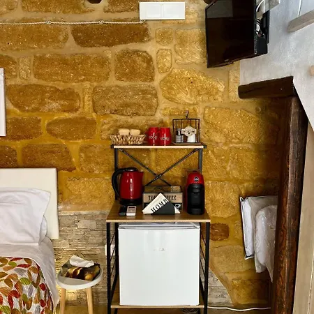 Via Neve-historical Centre 3* אגריג'נטו