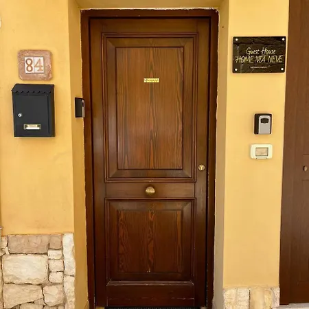 Via Neve-historical Centre Gasthof