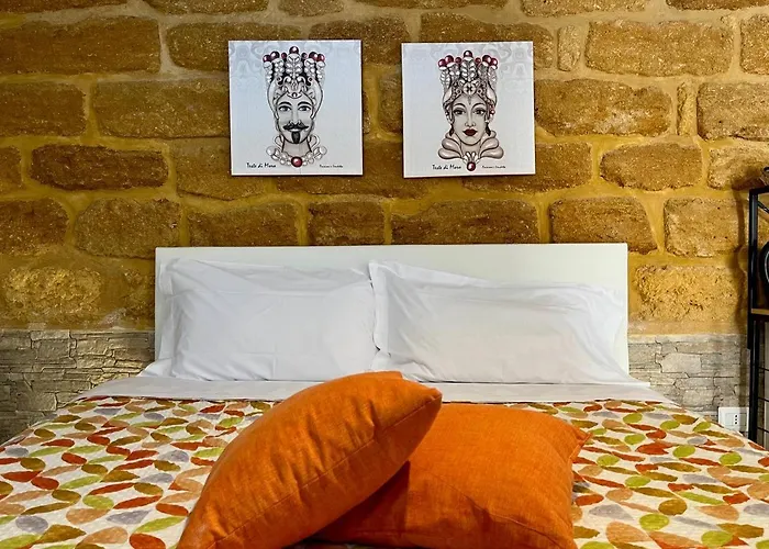 Via Neve-historical Centre 3* Agrigento